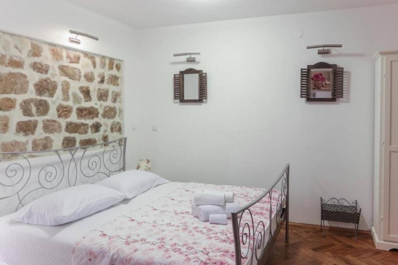Figura Suites Ragusa Esterno foto