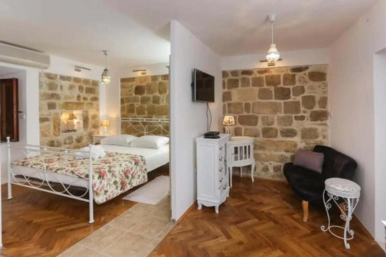 Figura Suites Ragusa Esterno foto