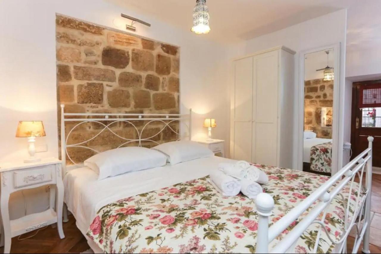 Figura Suites Ragusa Esterno foto